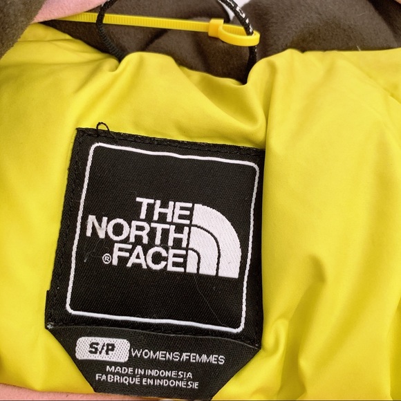 (SOLD on DEPOP) The North face Winter Jacket - Picture 3 of 6